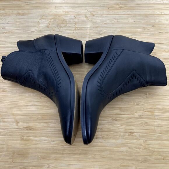 Rebecca Minkoff Boots Size 6.5 Black Leather Western Topstitch Zip Ankle Booties - Picture 2 of 13